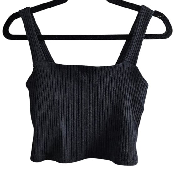 American Eagle Ribbed Knit Square Neck Stretch Strap Cropped Black Tank Top - Picture 2 of 9